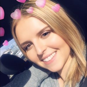 Meet your Posher, Erica